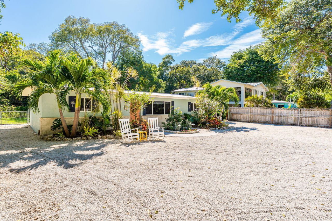 9 Transylvania Avenue, Key Largo, FL 33037 Photo
