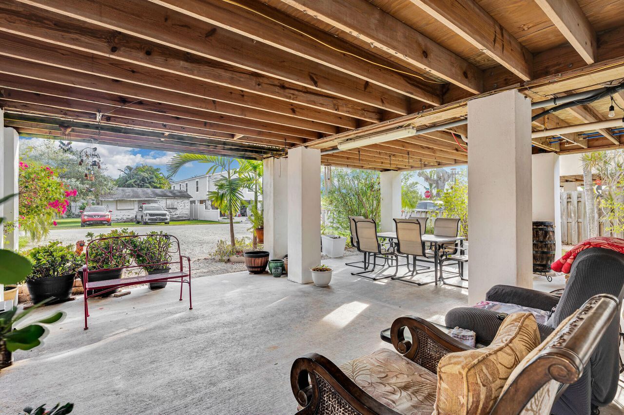 307 Avenue B, Big Coppitt, FL 33040 Photo