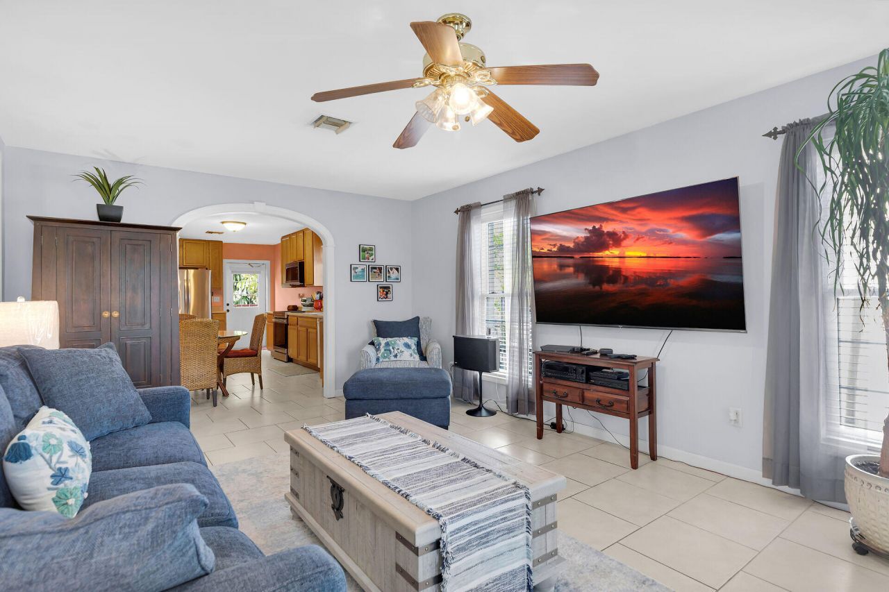 307 Avenue B, Big Coppitt, FL 33040 Photo