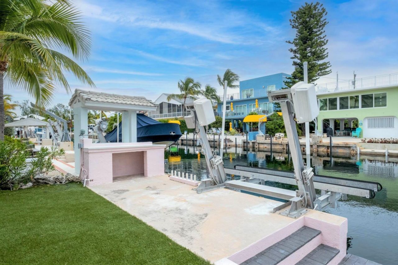 121 Lisbon Court, Islamorada, FL 33036 Photo