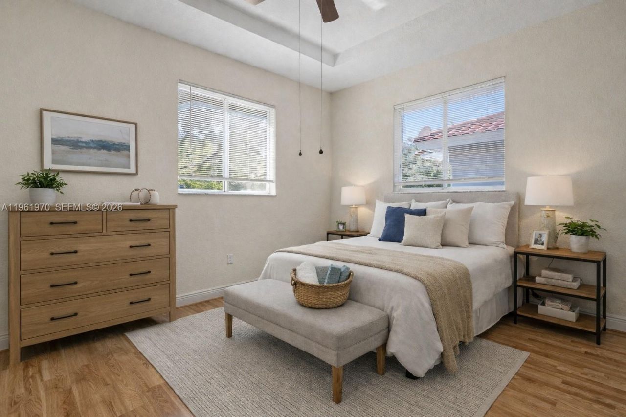 11647 NE 18th Dr , Unit 11647, North Miami, FL 33181 Photo