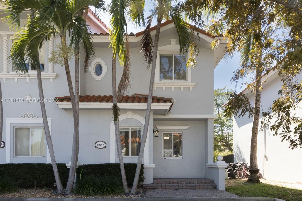 11647 NE 18th Dr , Unit 11647, North Miami, FL 33181 Photo