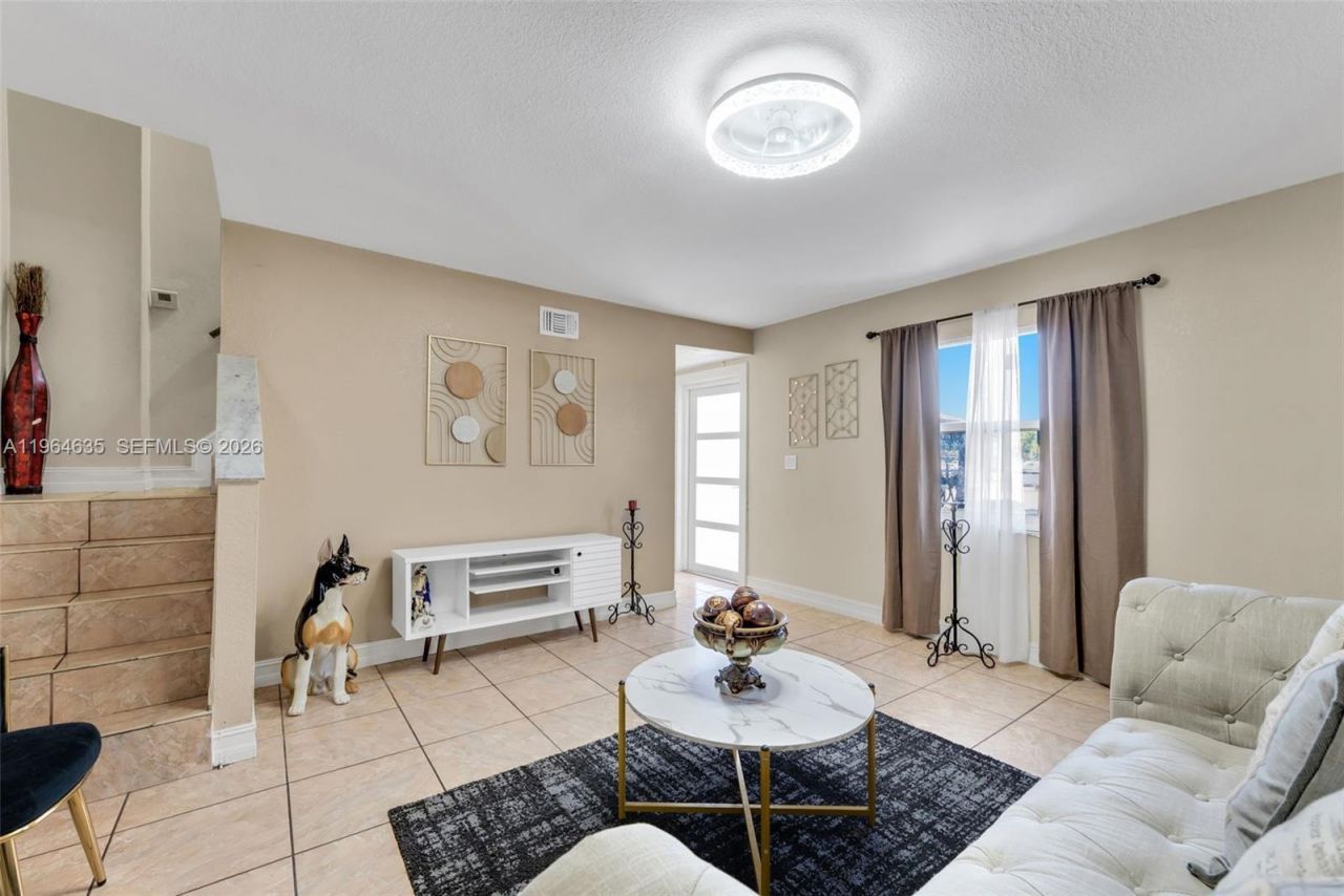 19137 NW 47th Ave , Miami Gardens, FL 33055 Photo