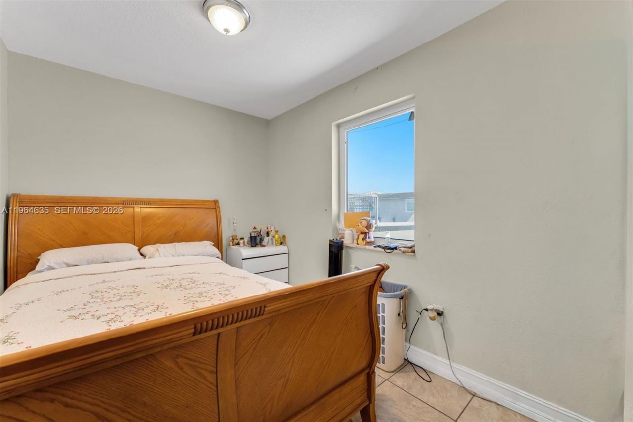 19137 NW 47th Ave , Miami Gardens, FL 33055 Photo