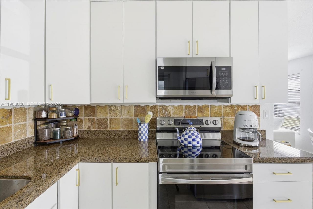 6213 NW 9th St, Margate, FL 33063 Photo