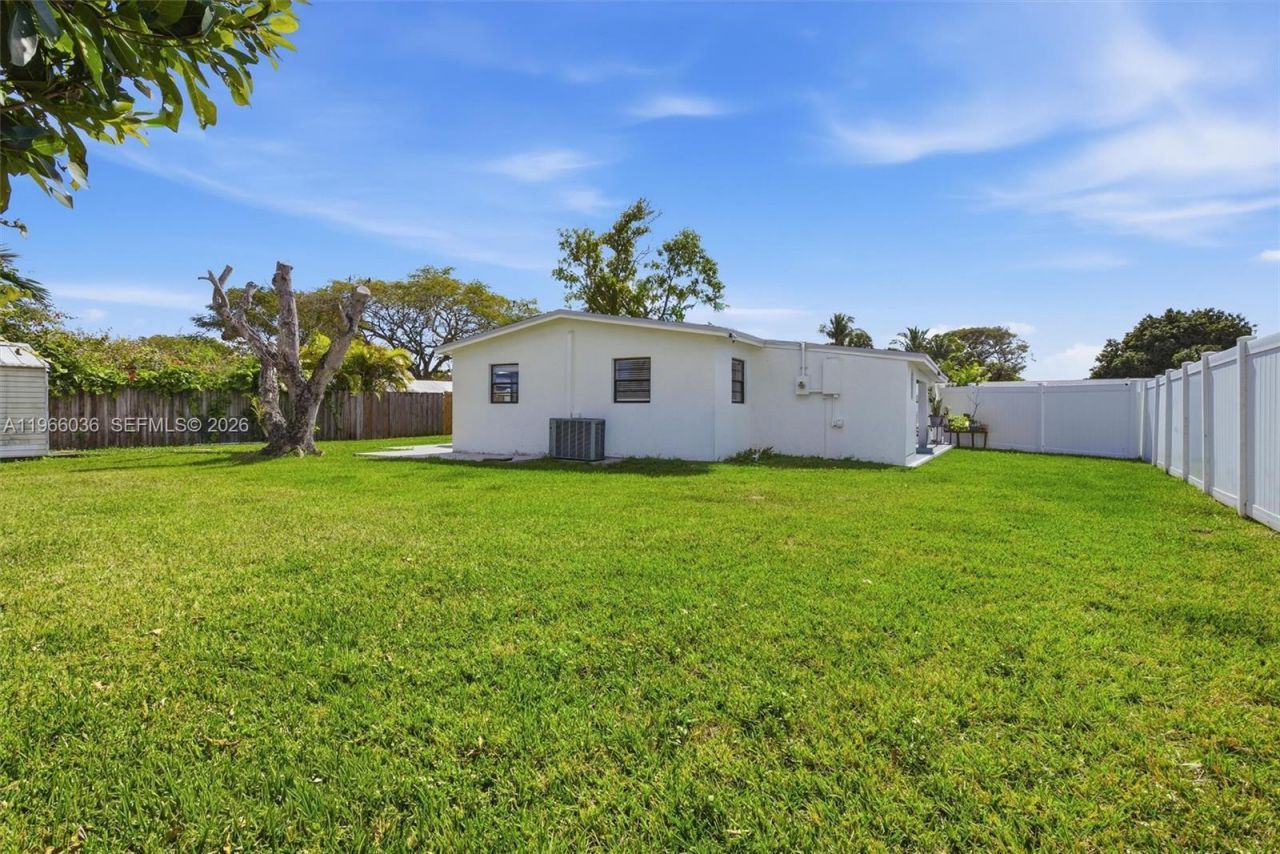 6213 NW 9th St, Margate, FL 33063 Photo