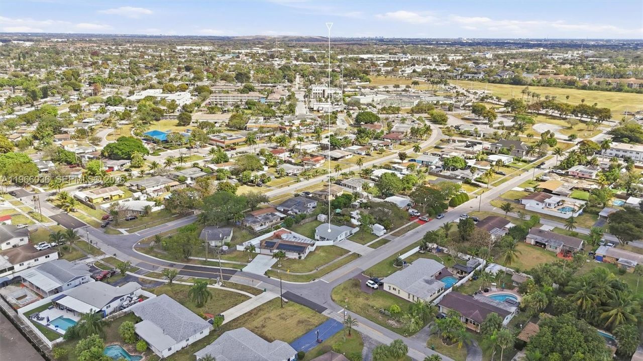 6213 NW 9th St, Margate, FL 33063 Photo