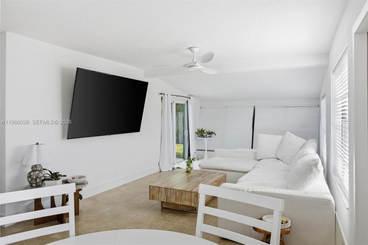 6213 NW 9th St, Margate, FL 33063 Photo