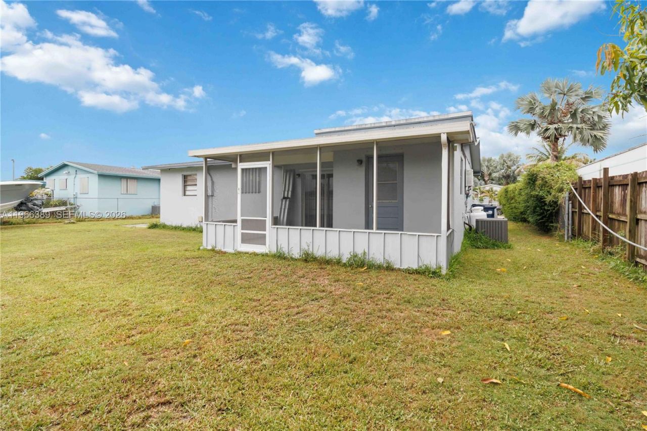 14952 SW 297th Ter, Homestead, FL 33033 Photo