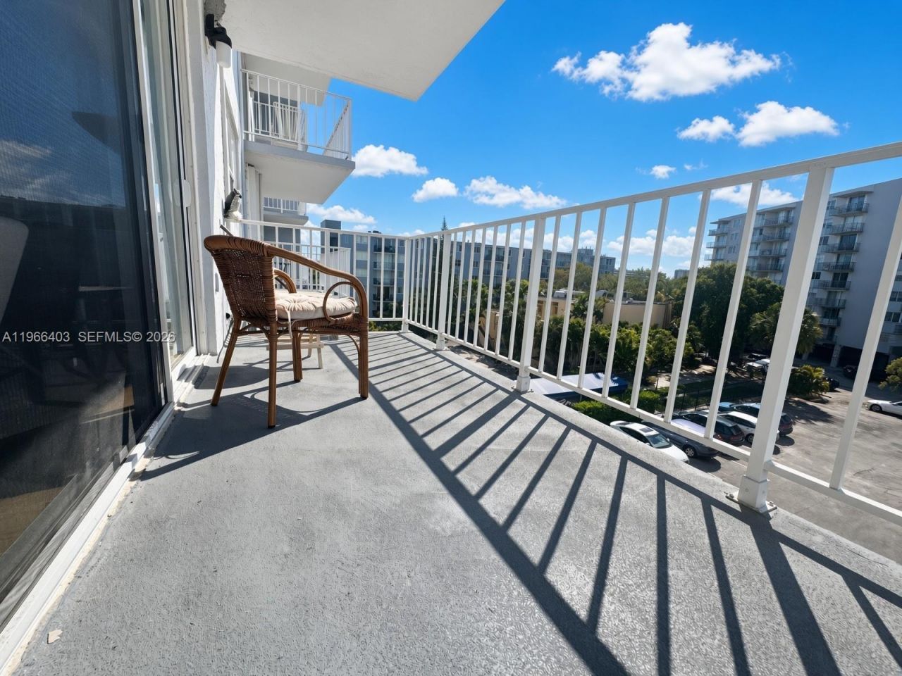 1470 NE 125th Ter, Unit 407, North Miami, FL 33161 Photo