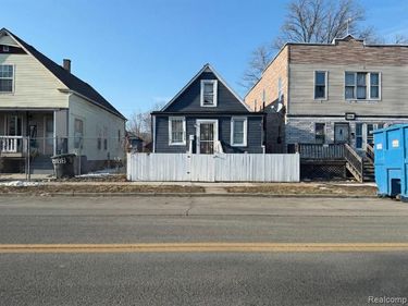 8096 Chamberlain Street, Detroit, MI 48209