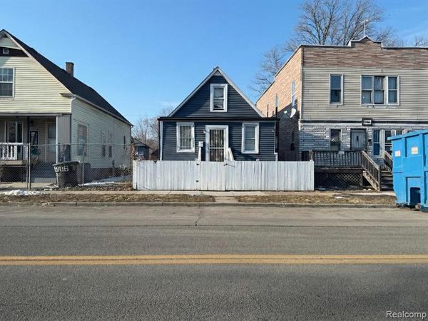 8096 Chamberlain Street, Detroit, MI 48209