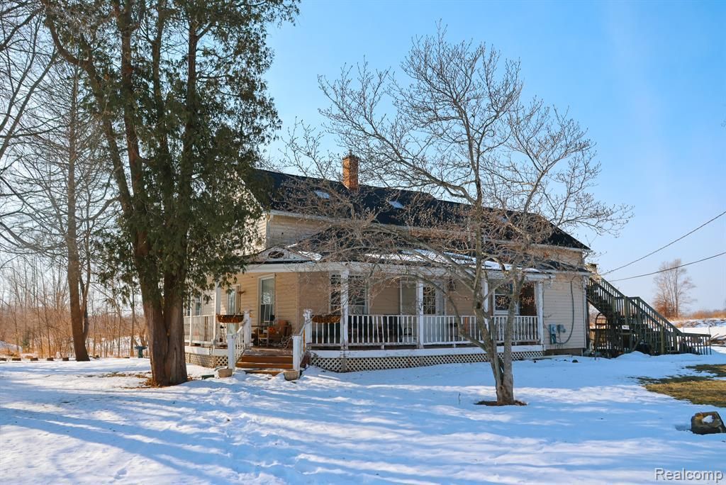 11270 N Rushton Road, Green Oak Township, MI 48178 Main Photo