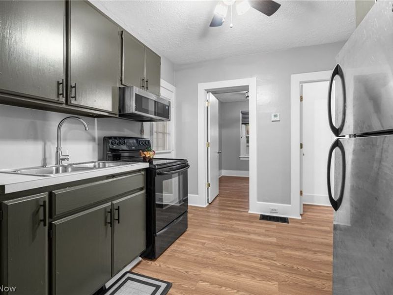 710 N Freedom Avenue, Alliance, OH 44601 Photo 8