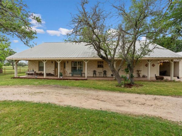 1000 County Road 215, Florence, TX 76527