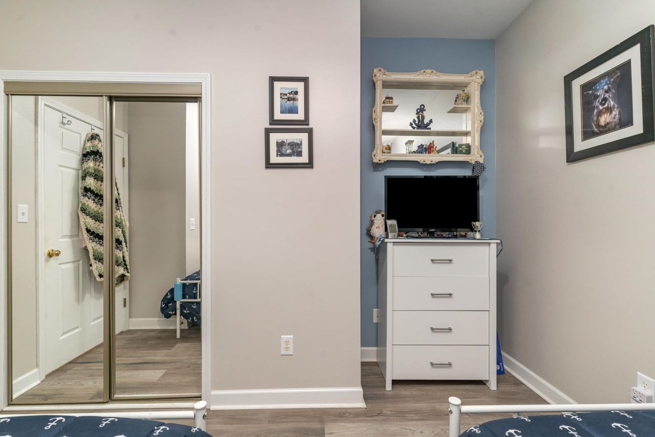 224 Castle Dr. Photo 19