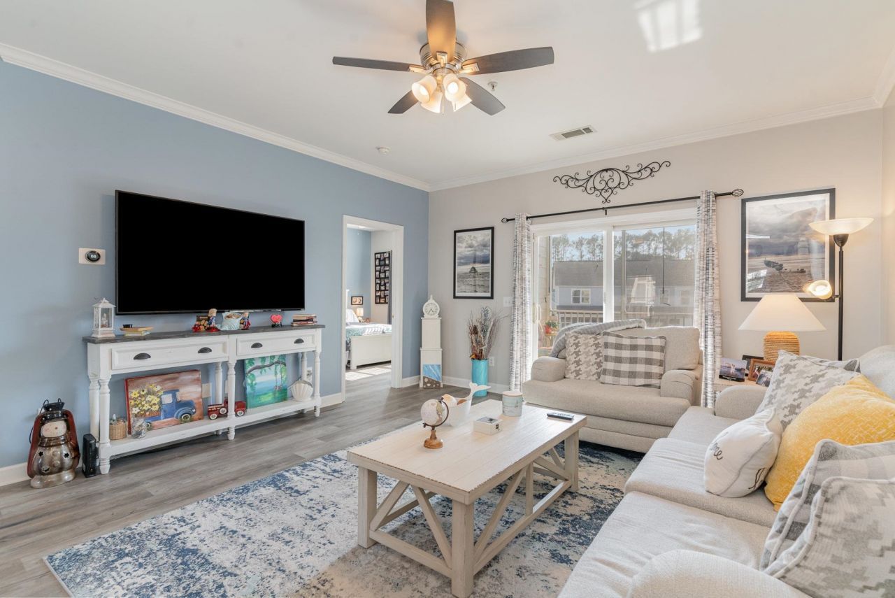 224 Castle Dr. Photo 4