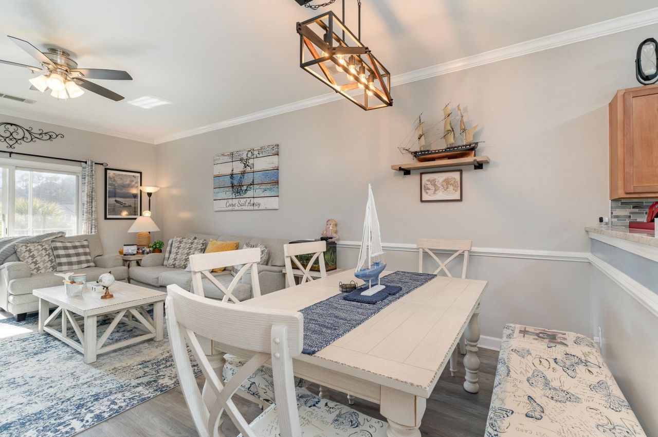 224 Castle Dr. Photo 6