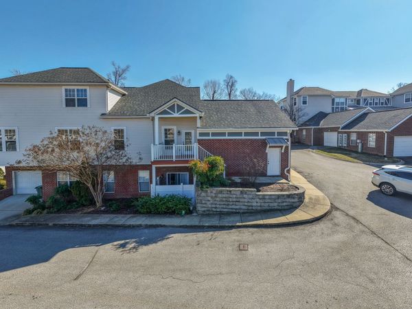 922 Bracken Trl , Nashville, TN 37214