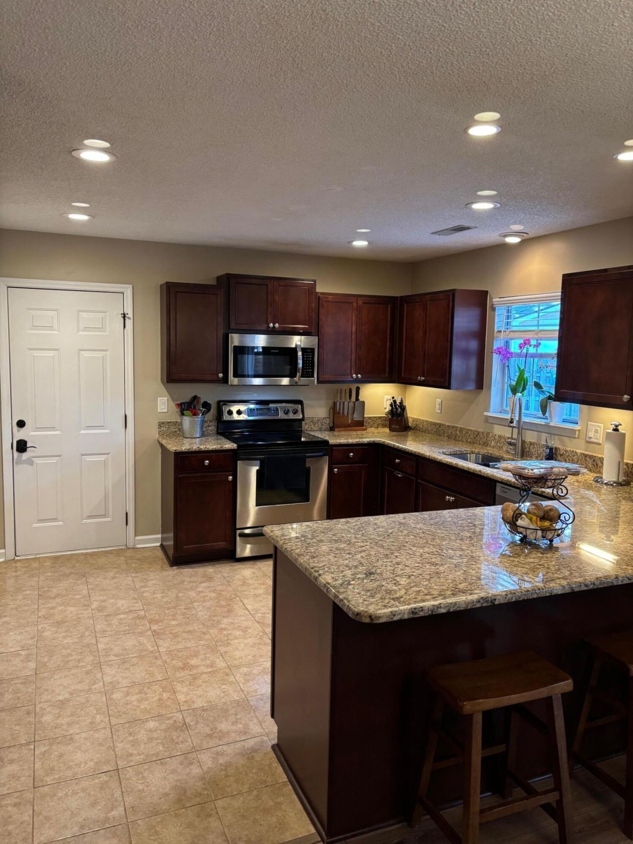 117 Alwyn Boulevard Photo 15