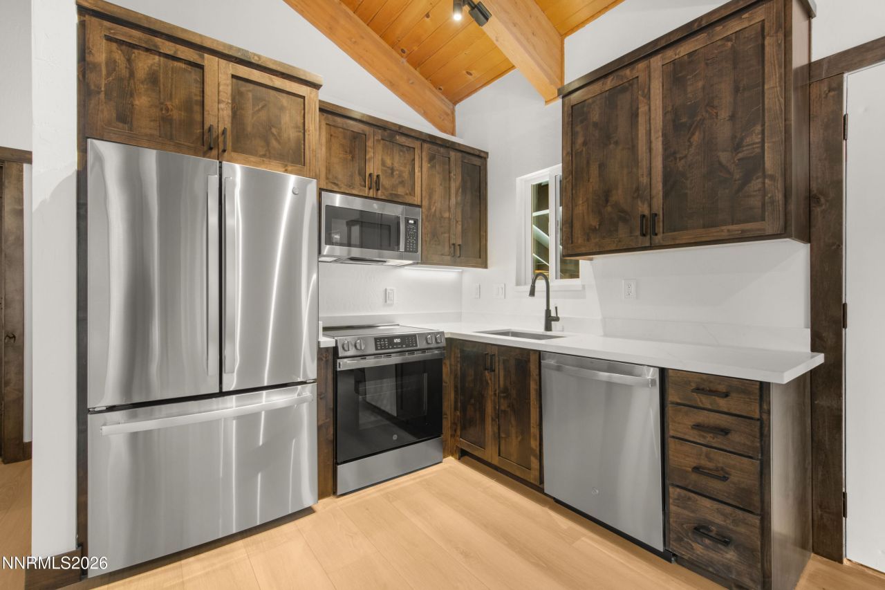 307 Galaxy Lane, Unit D, Stateline, NV 89449 Photo