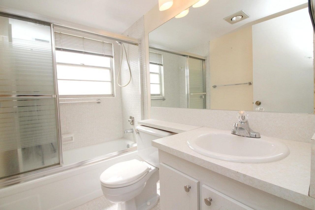 434 Fanshaw K, Boca Raton, FL 33434 Photo