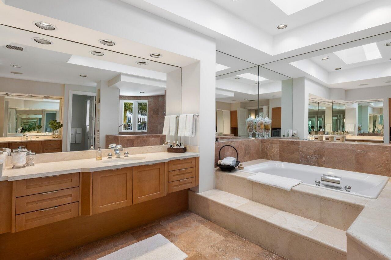 616 Seasage Drive, Delray Beach, FL 33483 Photo