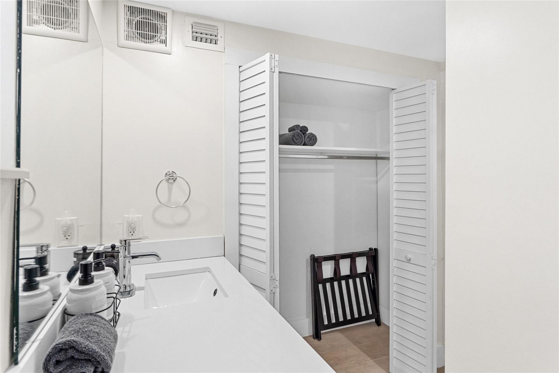 2621 NE 20th Street, Pompano Beach, FL 33064 Photo