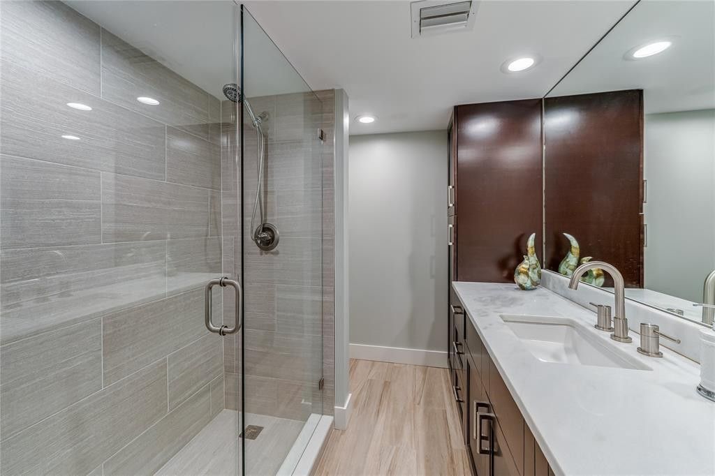 2200 NE 33rd Avenue, Unit 8G, Fort Lauderdale, FL 33305 Photo