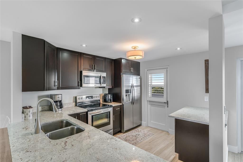 2200 NE 33rd Avenue, Unit 8G, Fort Lauderdale, FL 33305 Photo