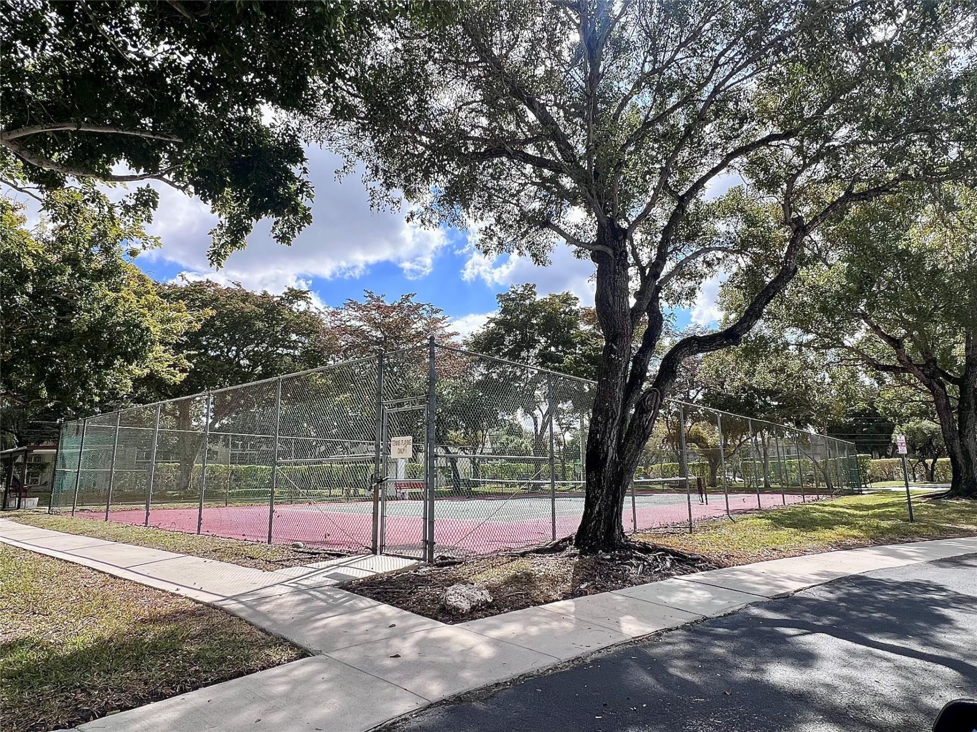 9403 W Mcnab Road, Unit 201, Fort Lauderdale, FL 33321 Photo