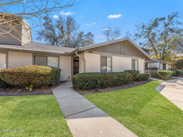 7623 BAYMEADOWS Circle, Unit 2024, Jacksonville, FL 32256