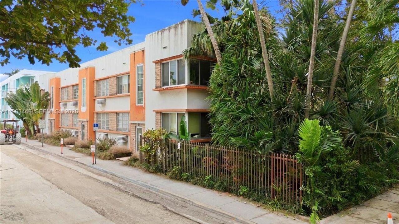 736 12th St, Unit 7, Miami Beach, FL 33139 Photo