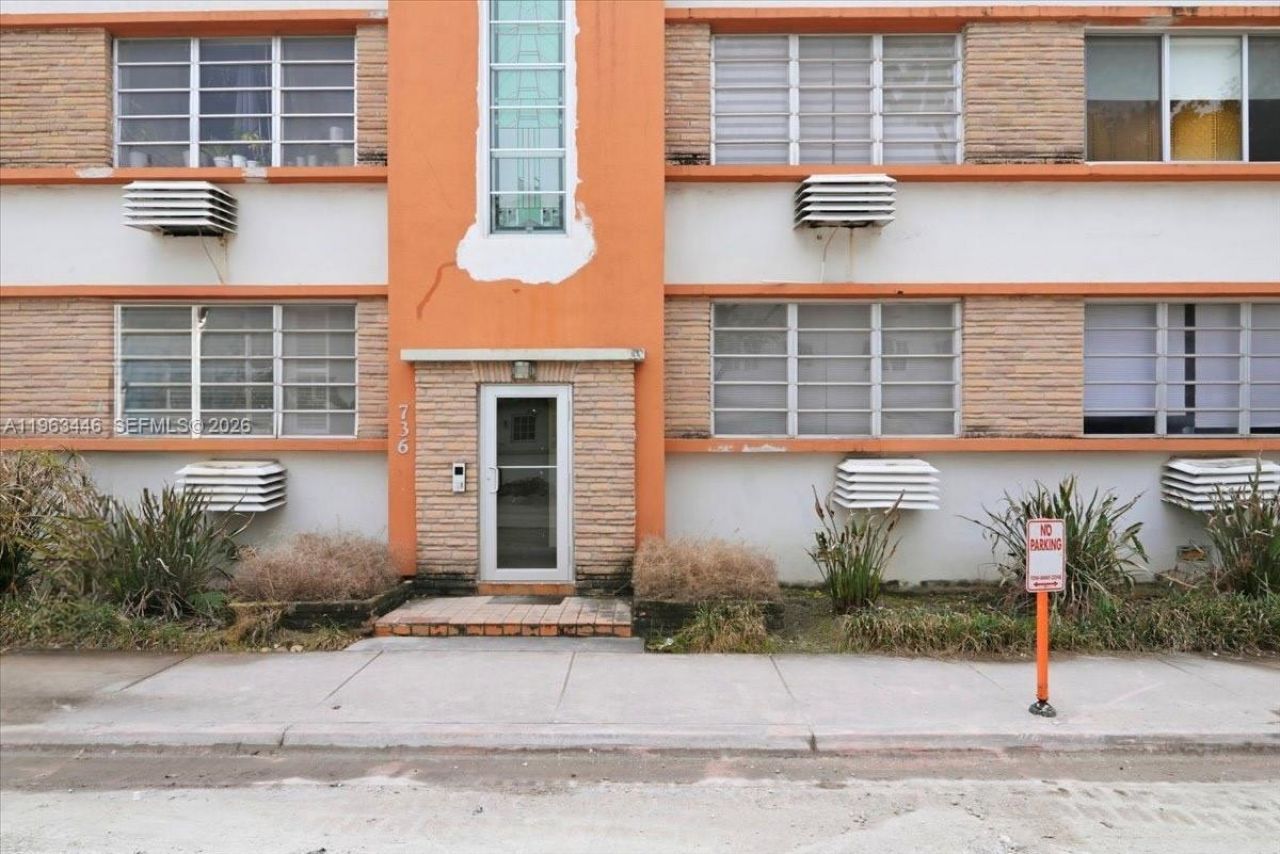 736 12th St, Unit 7, Miami Beach, FL 33139 Photo