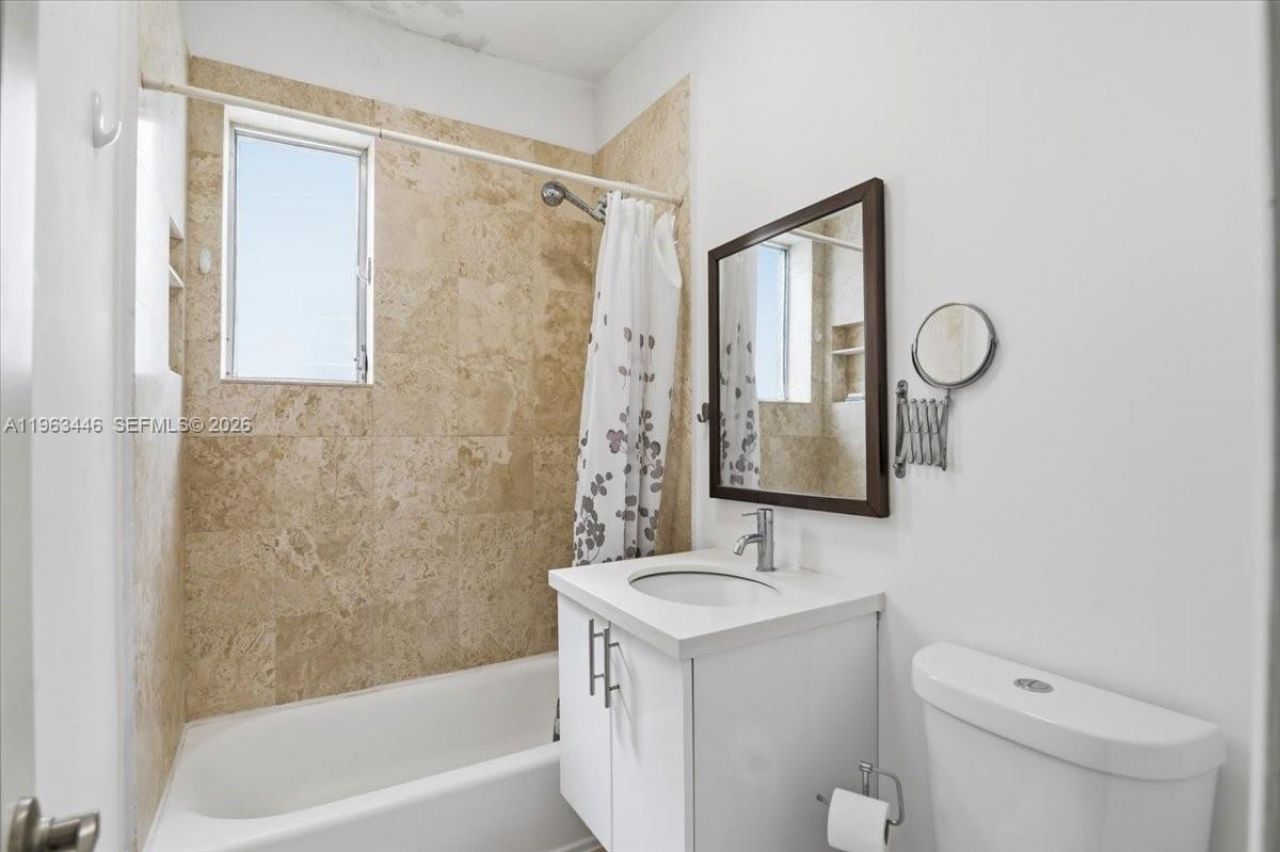 736 12th St, Unit 7, Miami Beach, FL 33139 Photo