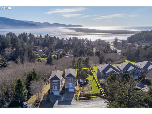 212 Holly Heights AVE, Unit 212, Netarts, OR 97143