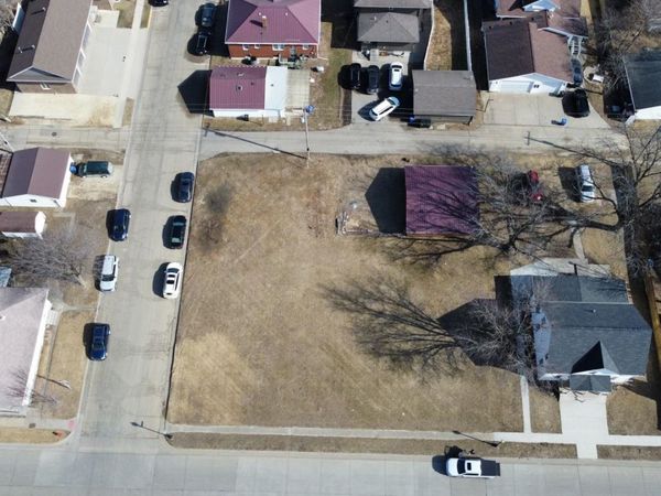 603 S 2nd Street, Bellevue, IA 52031