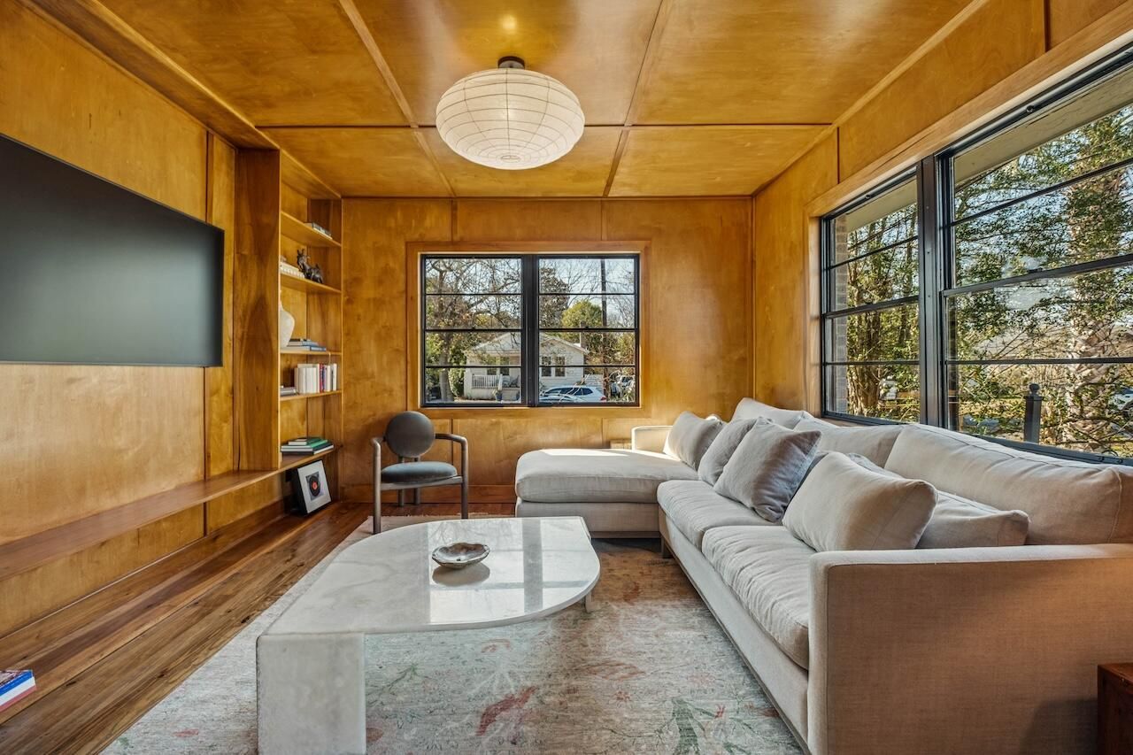 930 Ashley Avenue Photo 14