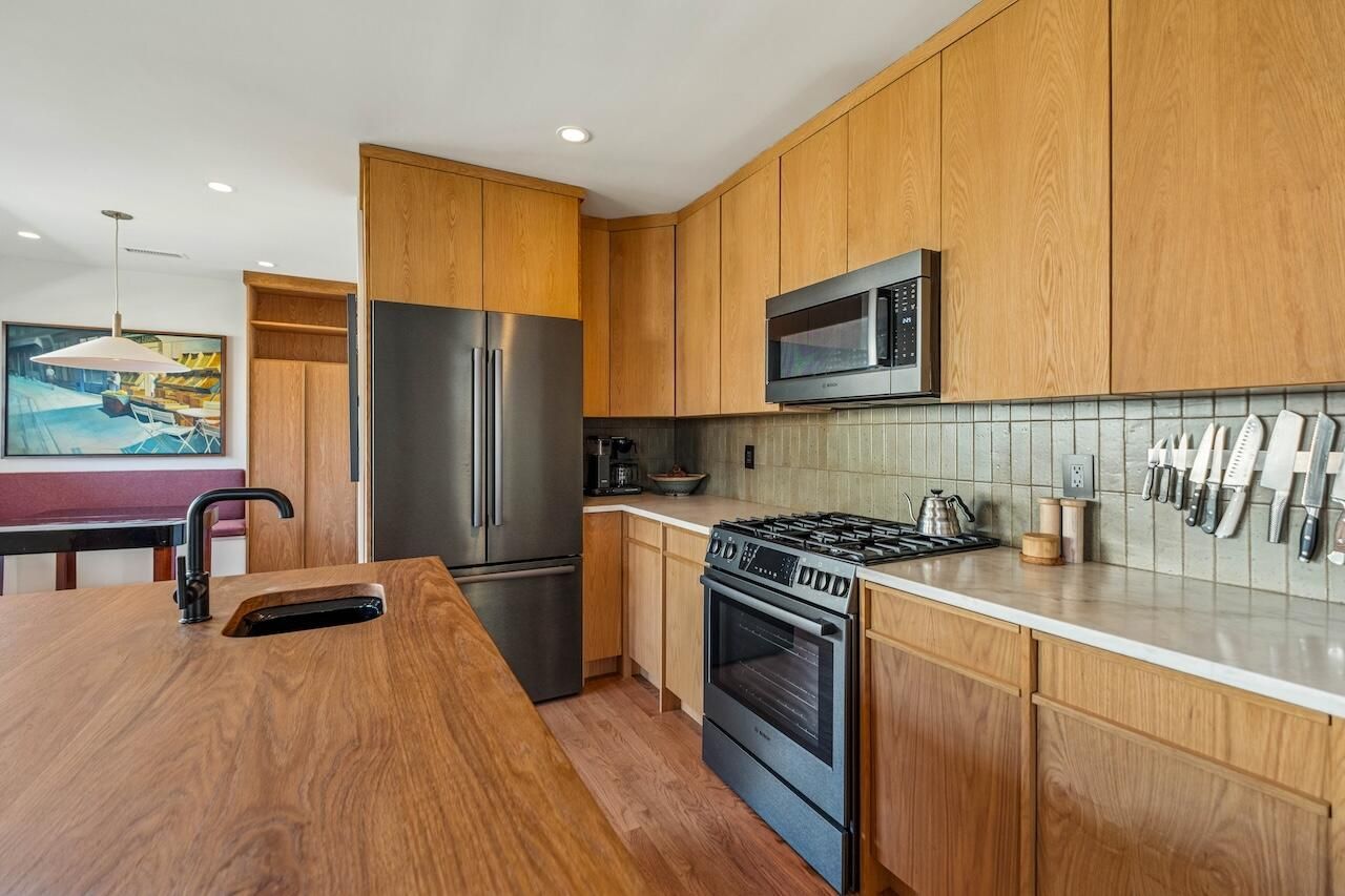 930 Ashley Avenue Photo 17