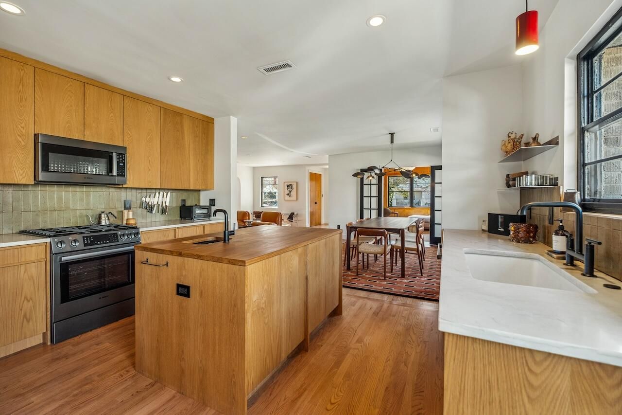 930 Ashley Avenue Photo 19