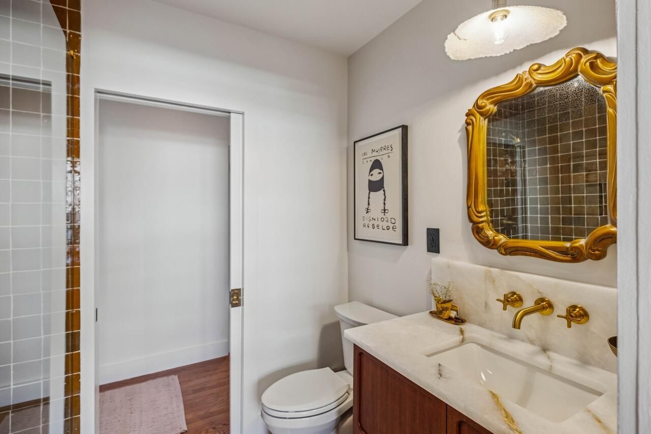 930 Ashley Avenue Photo 21