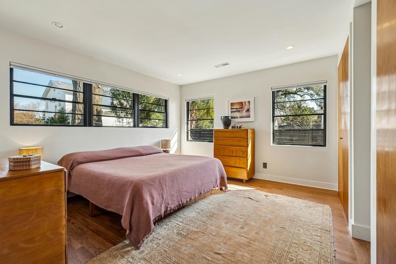 930 Ashley Avenue Photo 23