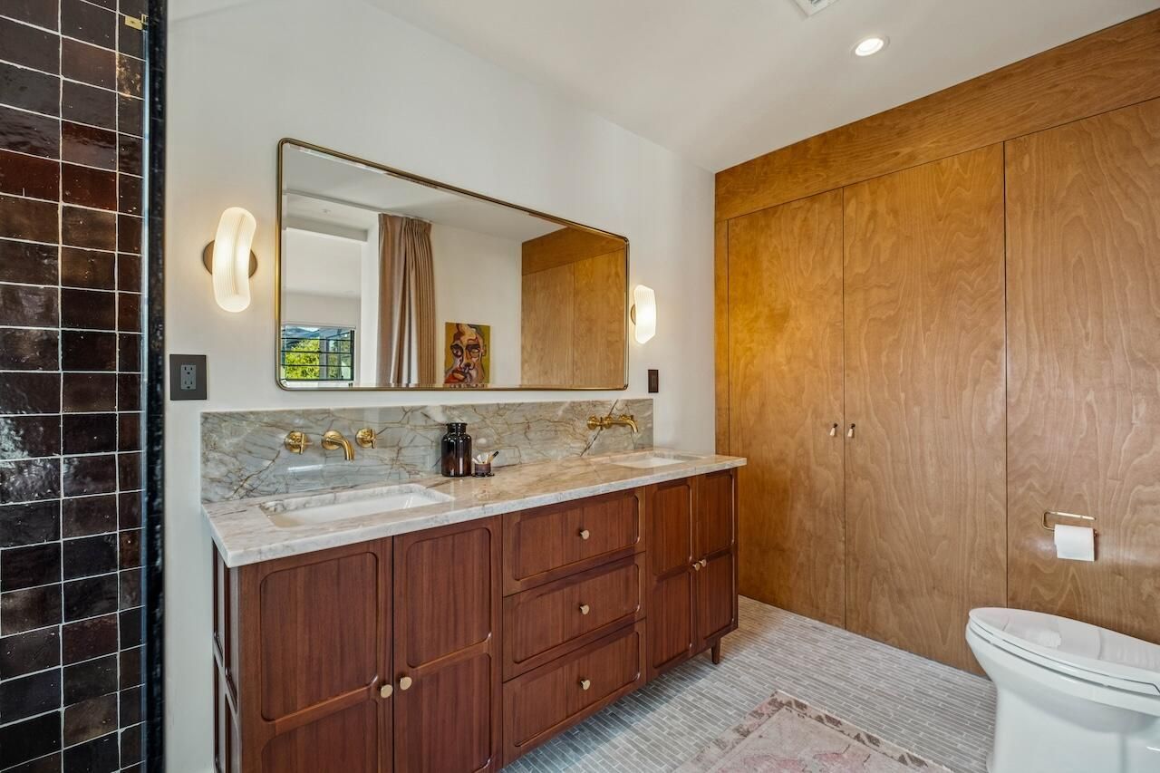 930 Ashley Avenue Photo 26