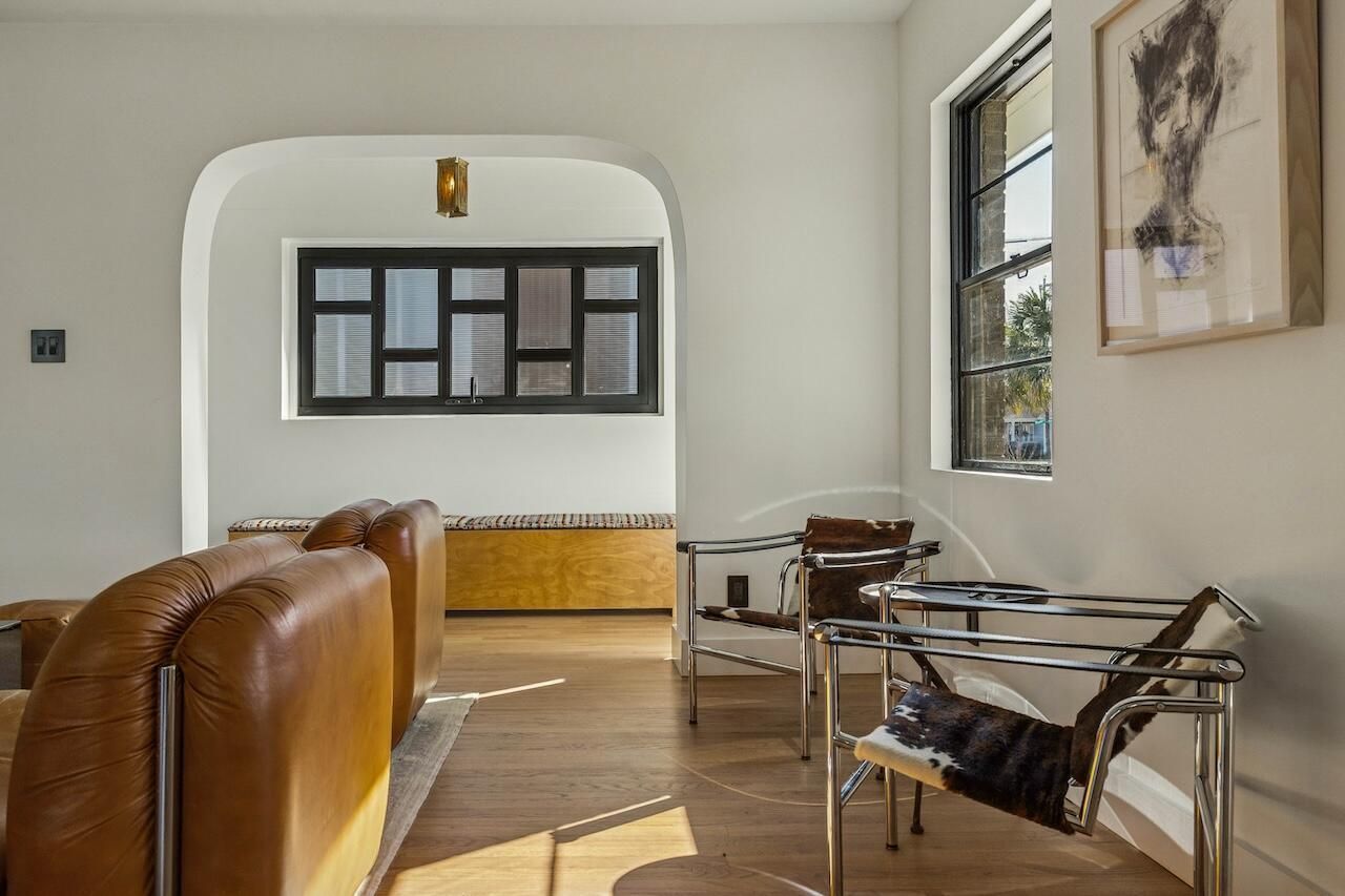 930 Ashley Avenue Photo 5