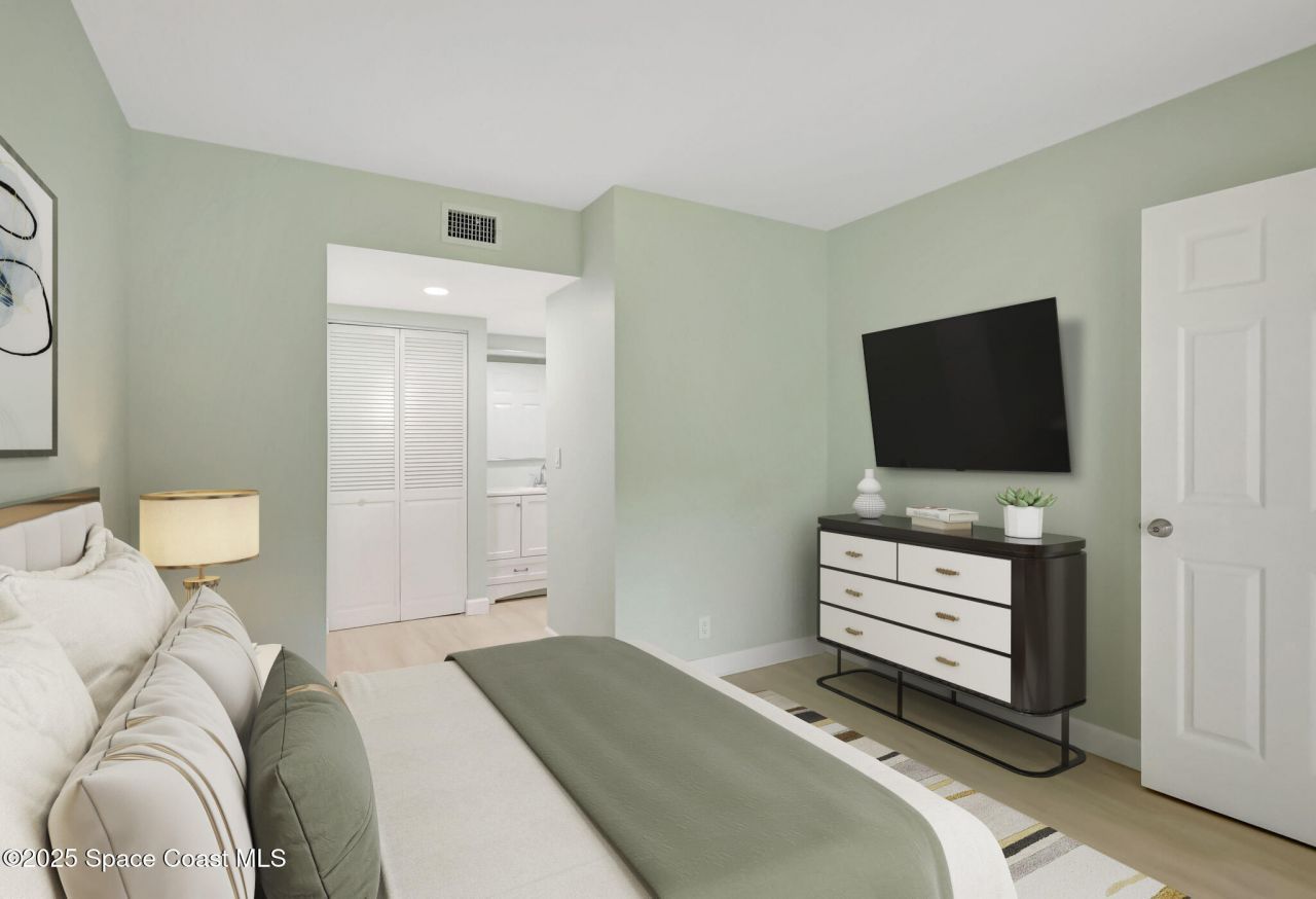 1538 SE Royal Green Circle, Unit 102, Port Saint Lucie, FL 34952 Photo