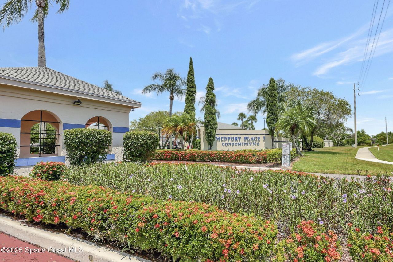 1538 SE Royal Green Circle, Unit 102, Port Saint Lucie, FL 34952 Photo