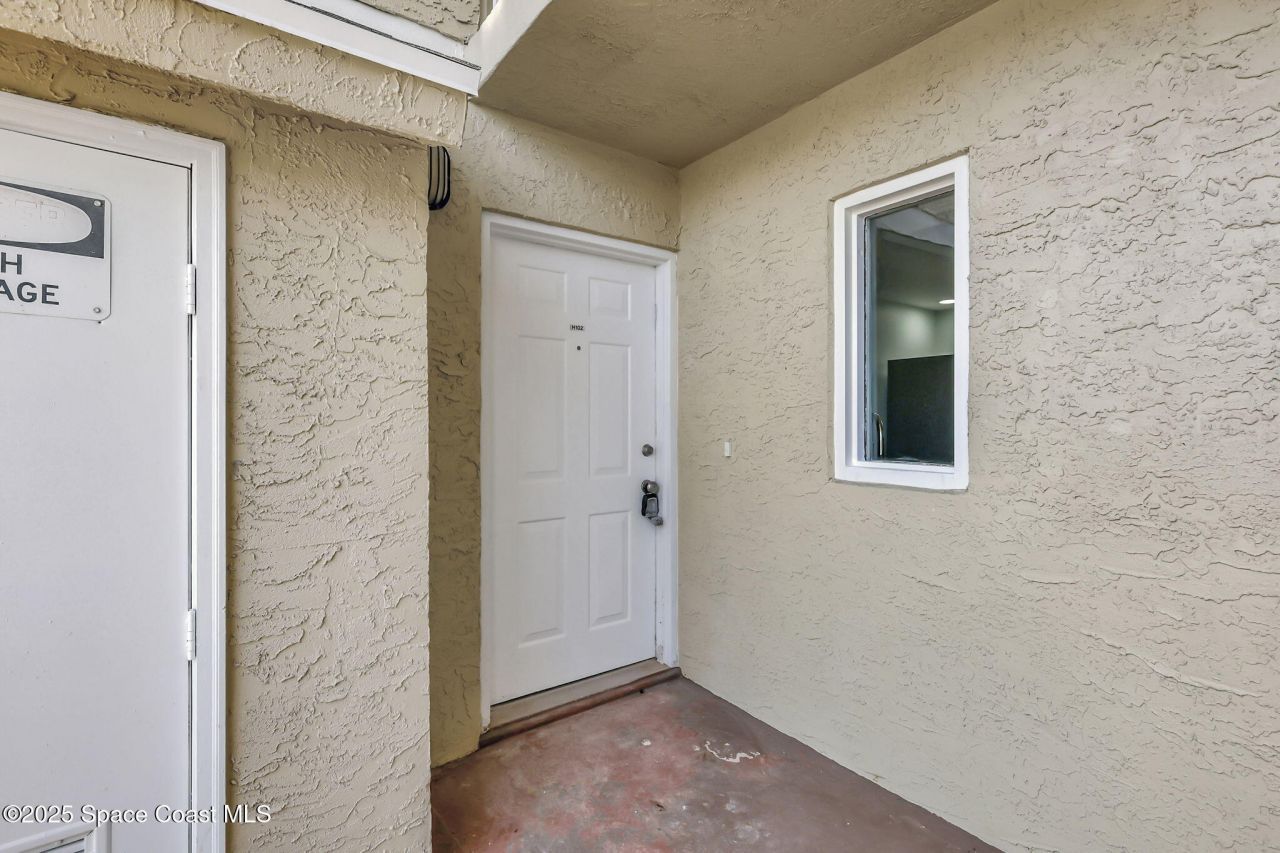 1538 SE Royal Green Circle, Unit 102, Port Saint Lucie, FL 34952 Photo