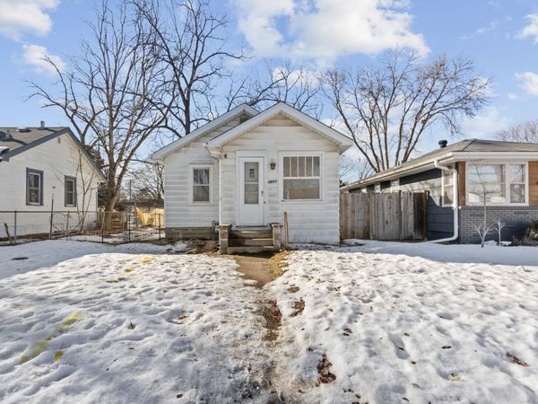 4607 Queen Avenue N, Minneapolis, MN 55412