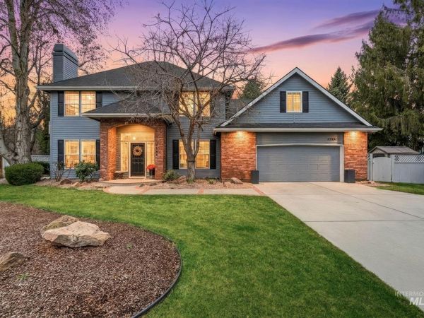 5125 N Riverfront Dr., Garden City, ID 83714