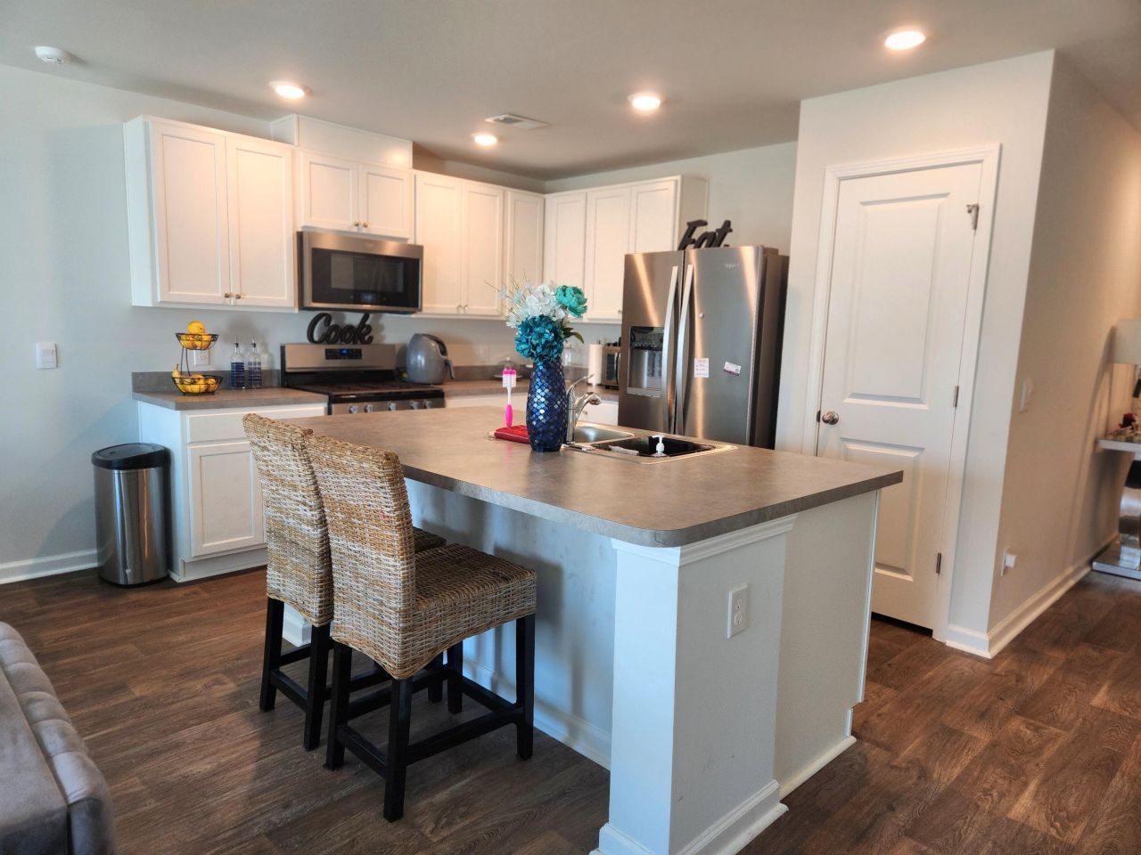 230 Blue Haw Drive Photo 6